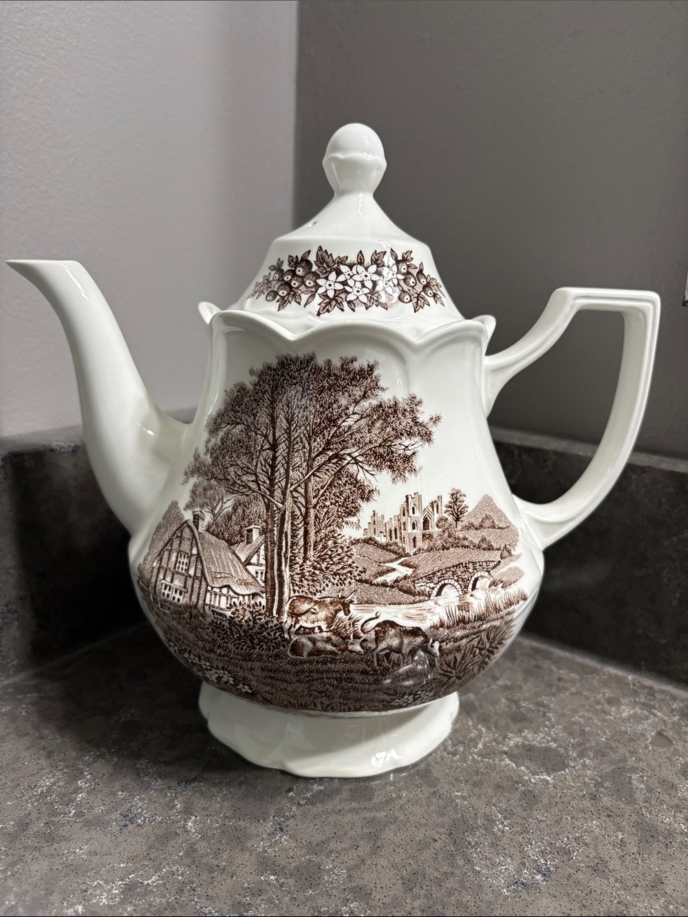 J & G Marlins “Romantic England” teapot made of English ironstone.